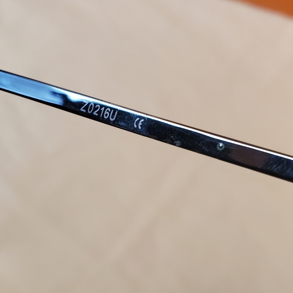Louis Vuitton Damier Sunglasses - Picture 10 of 10